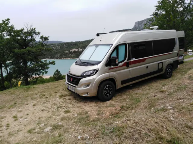 Fourgon Pilote V 600 G4 Premium – Le Castellet