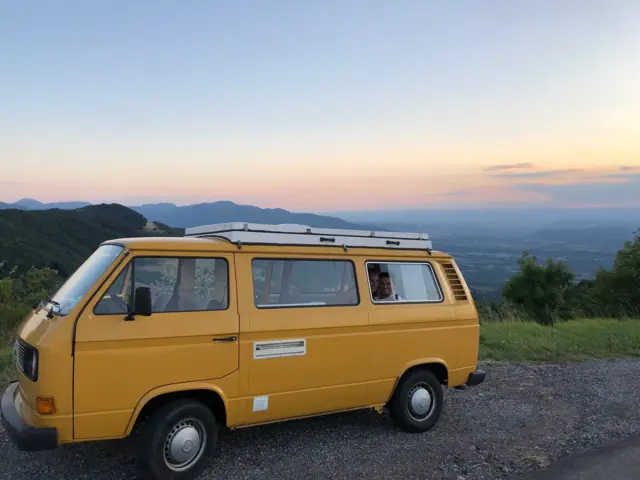 Combi Volkswagen T25 – Irigny