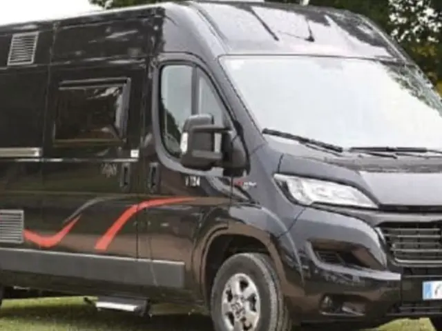 Fourgon Challenger Vany – Aix-en-Provence