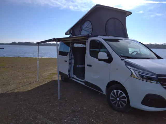 Van Hanroad Trafic 5 Trek +Xl – JOUE SUR ERDRE