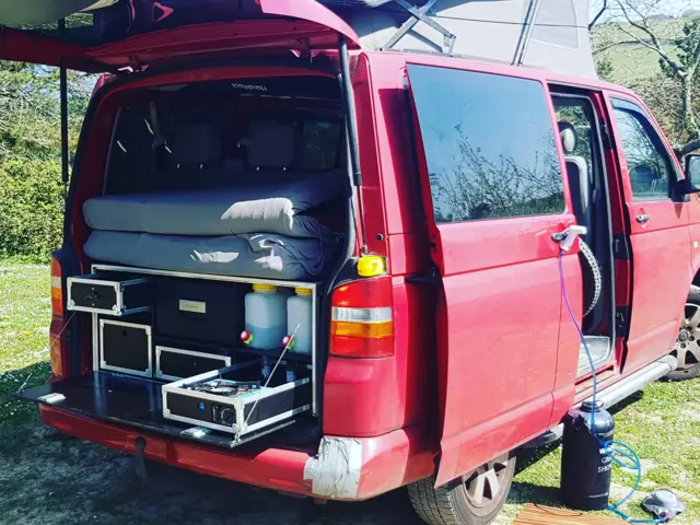 Van Transporteur T5 – Wattrelos