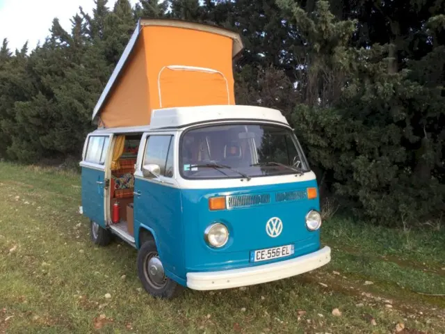 Combi Volkswagen T2 – Saint-Andiol
