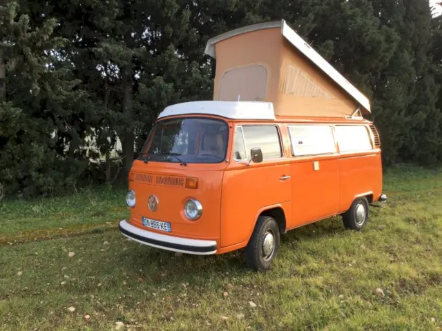 Combi Volkswagen T2 – Saint-Andiol