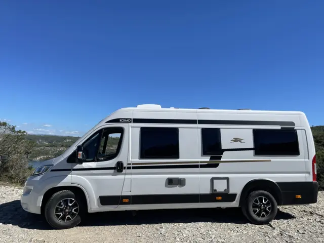 Fourgon Laika Kosmo Camper Van 6.4 – Aix-en-Provence