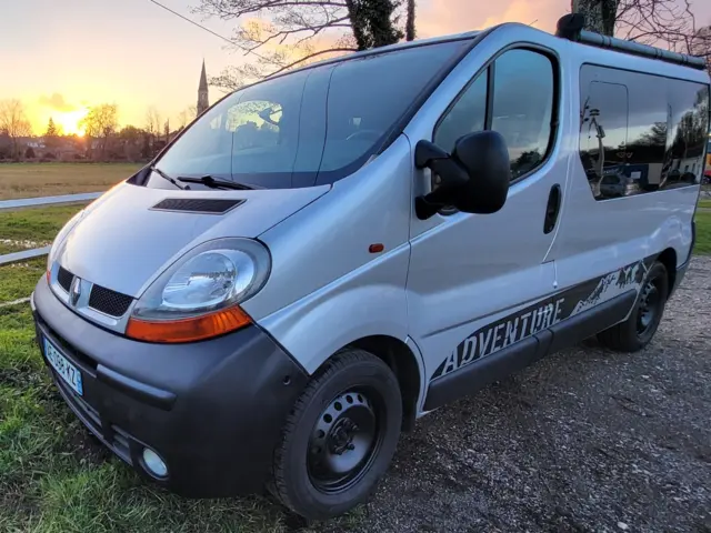 Van Renault Trafic 2 – Saint-Magne