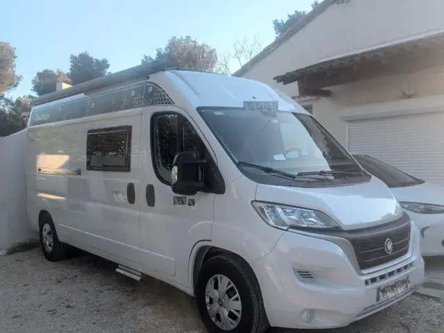 Fourgon Chausson Twist – Port-de-Bouc