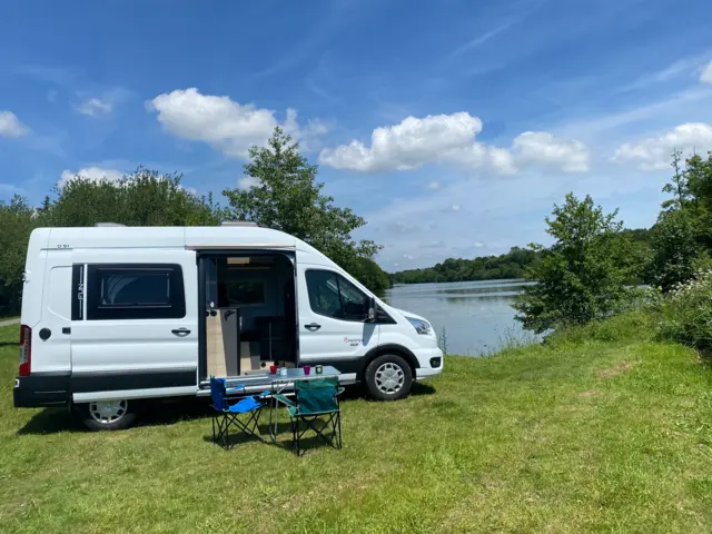 Fourgon Dreamer Transit D51 Pack Fun – Combourg