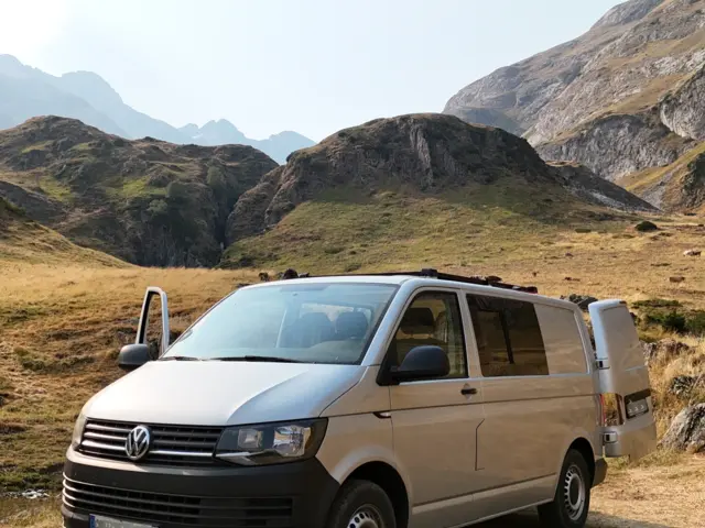 Van Volkswagen Transporter – Hazebrouck