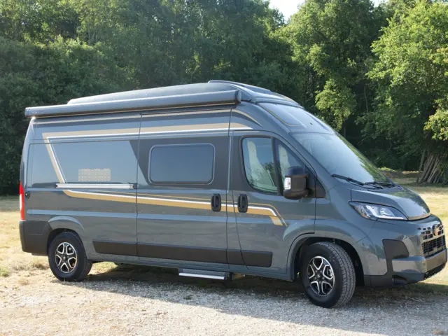 Fourgon Burstner B66 600C – Vicq-sur-Nahon