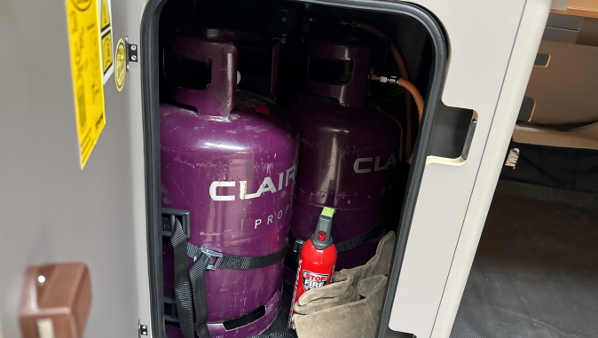 photos.accessories_ext