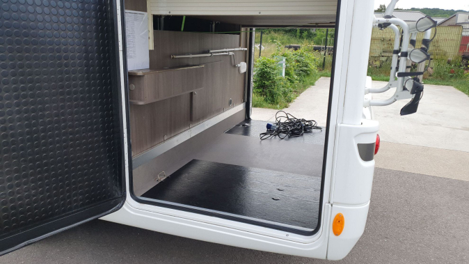 photos.accessories_ext