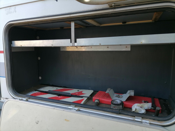 photos.accessories_ext