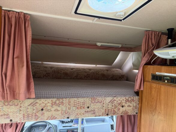 Ford Hyper camp 48 Transit image