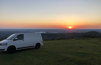 Volkswagen TRANSPORTEUR T5 image