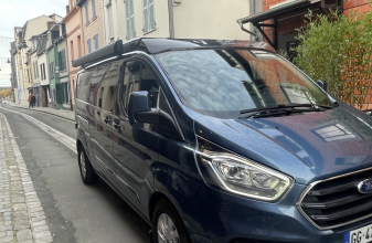 RENAULT FONT VENDOME ESCAPADE image