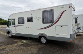 MERCEDES RAPIDO SERIE 8 image