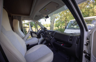 Citroen CARADO A461 image