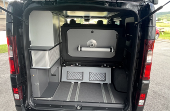 Renault AUTRE Trafic Spacenomad Iconic Blue DCI 170 image