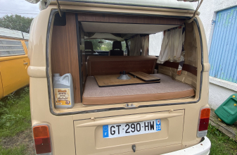 Volkswagen TRANSPORTEUR T2 1979 image