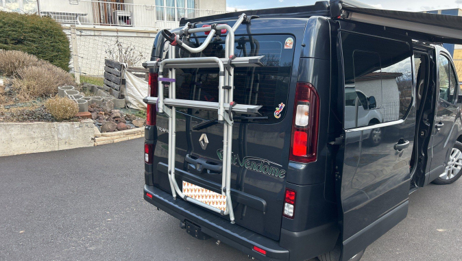 photos.accessories_ext