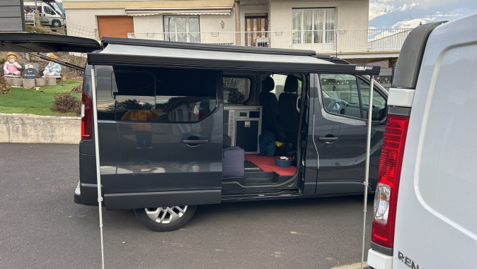 photos.accessories_ext