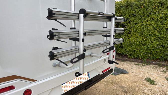 photos.accessories_ext