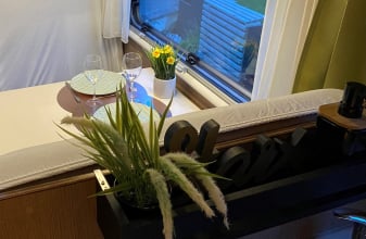  MC LOUIS GLAMYS image