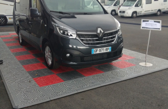 Renault FONT VENDOME Auto Camp image