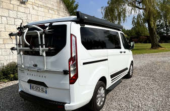 Ford BURSTNER CUSTOM image