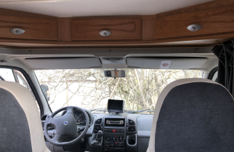 MONCAYO HALCOM 435 L image