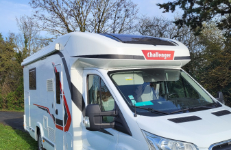 Ford CHALLENGER 358 Vip image