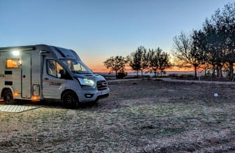 Ford CHALLENGER S194 image