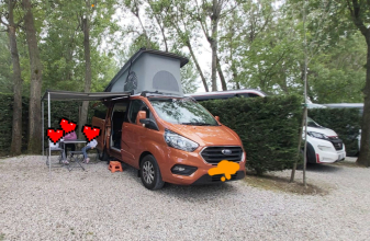 Ford FONT VENDOME Auto campeur  image