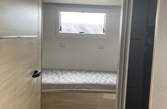 Ford CHALLENGER 380 START EDITION image