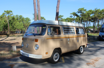 Volkswagen WESTFALIA T2 1979 image