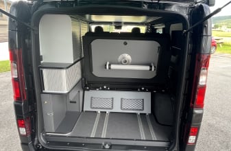 Renault AUTRE Trafic Spacenomad Iconic Blue DCI 170 image