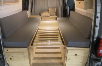 MERCEDES VITO LONG image