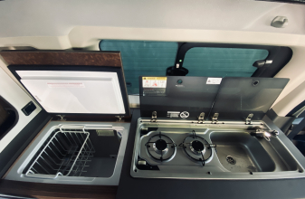 Ford LAIKA Kosmo F100 image