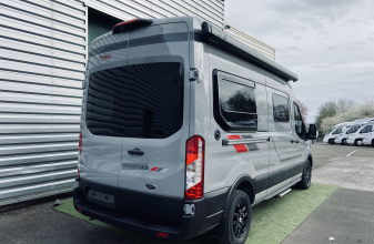 Ford LMC CARAVAN Lmc Innovan 590 image