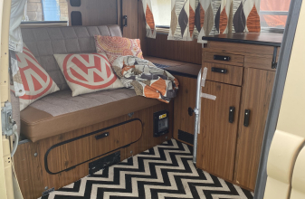 Volkswagen TRANSPORTEUR T2 1979 image