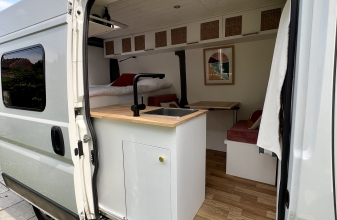 Peugeot  Boxer image