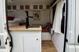 Peugeot  Boxer image