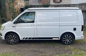 Volkswagen Transporter T6 Edition DSG 150 image